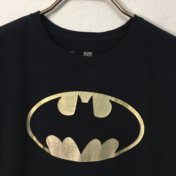 Under Armour Batman Logo Graphic T-Shirt Womens Small Petite Black Crew Neck - Picture 2 of 13